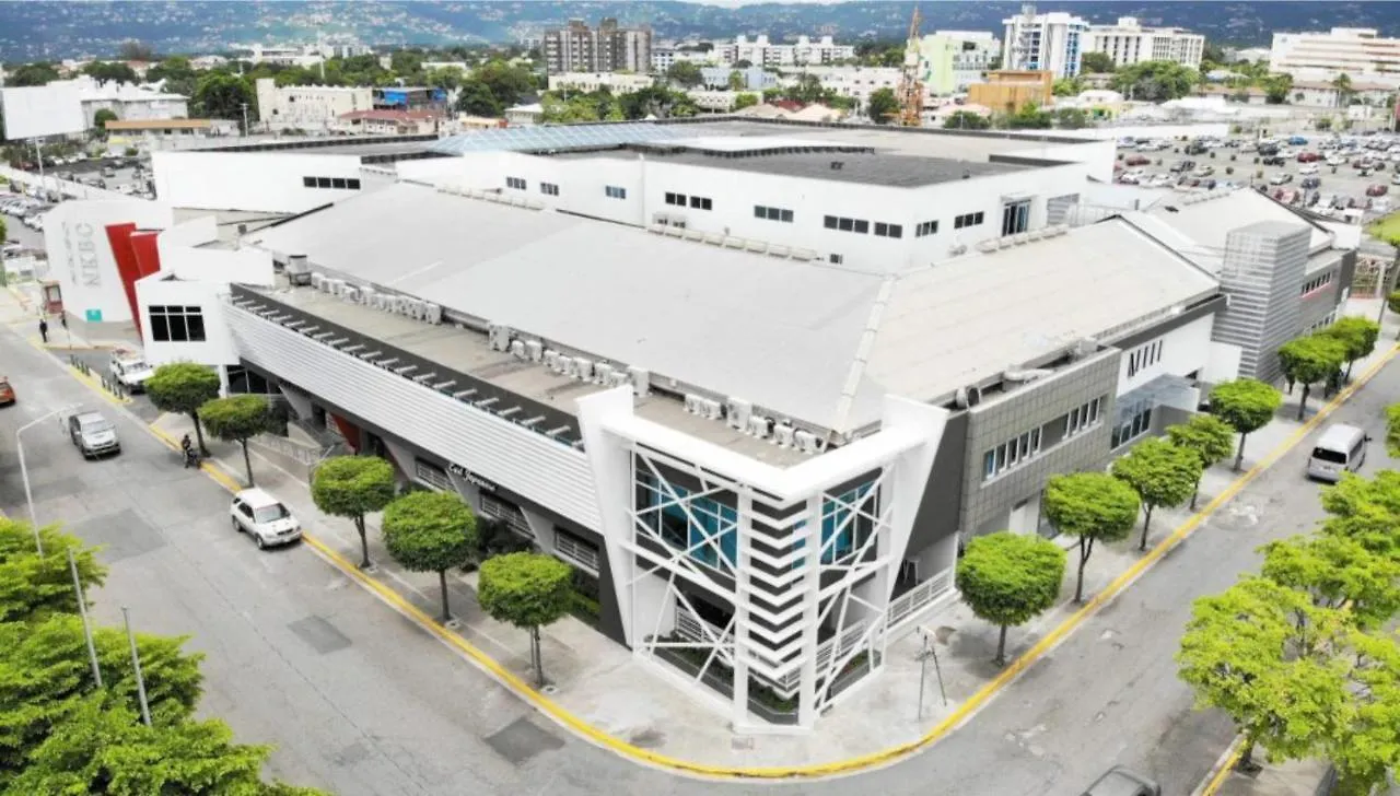 Apartment Comfy, Central & Elegant Studio New Kingston
